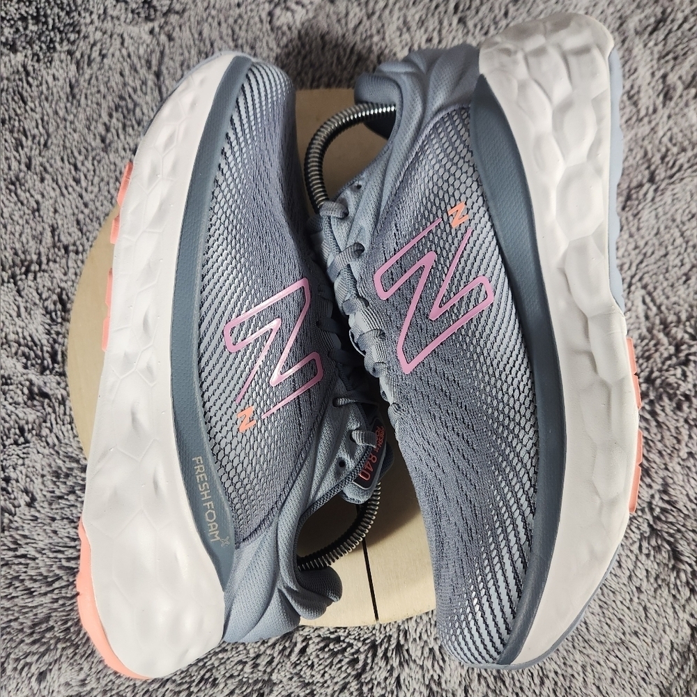 New Balance 840 v3 Running Shoes White Gray Athletic Sneakers Women's 10 - Picture 5 of 9